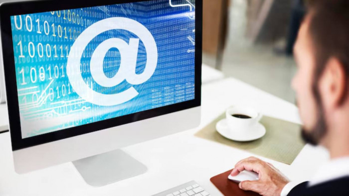 BIMI Email: How to Get the Blue Checkmark for Your Brand